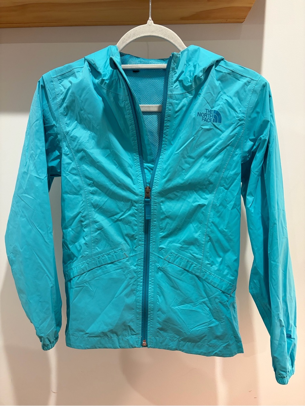 The North Face Women’s Turquoise Lightweight Rain Jacket Small